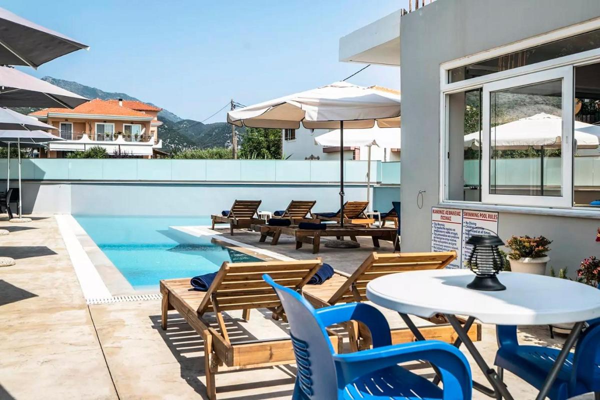 BLUE STAR APARTHOTEL - Housity