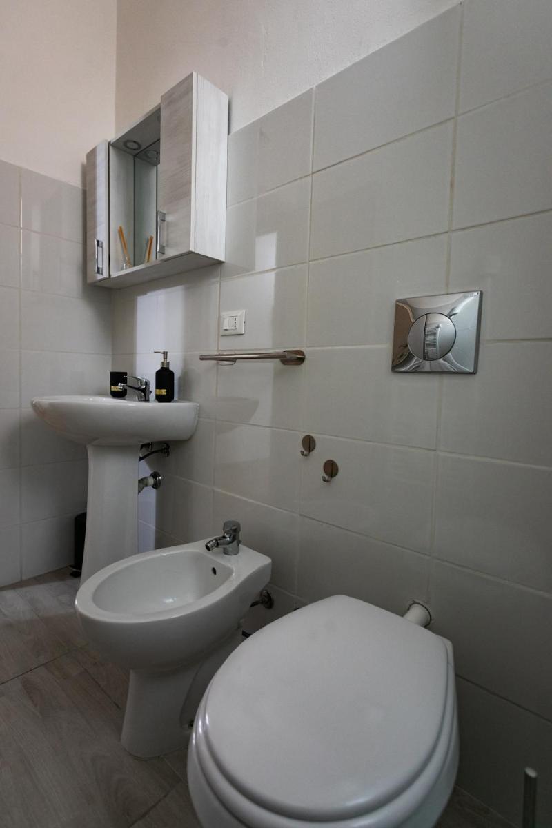 A due passi dal centro, Valentino's Apartment - Housity