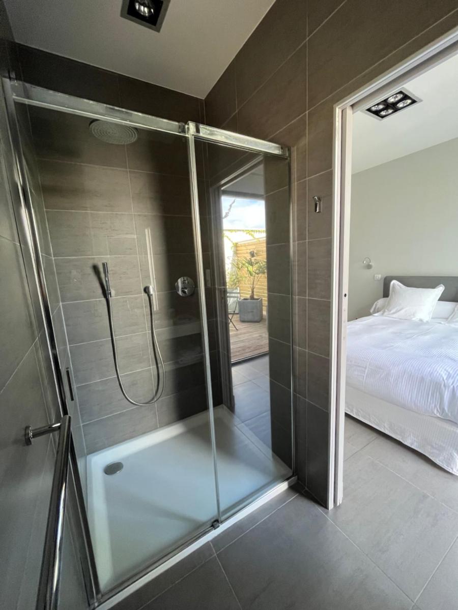 Salle de bains dans l'établissement Lafitenia Resort