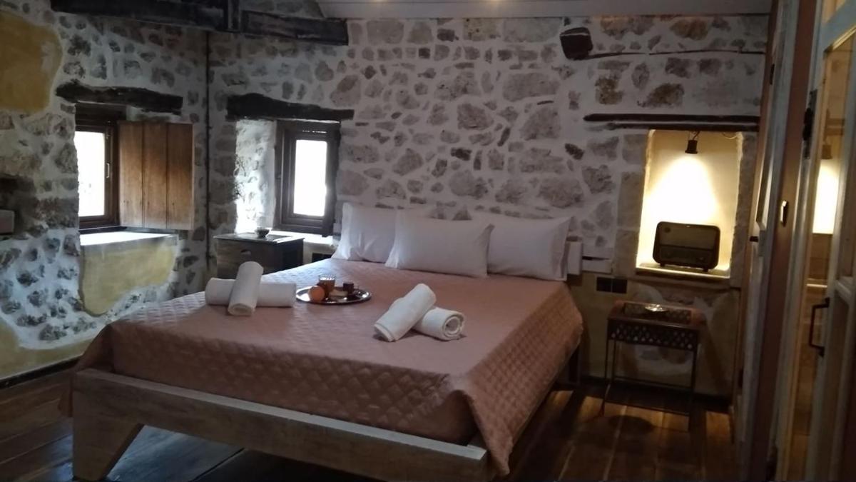 Neromilos Monastiraki Vonitsas - Housity
