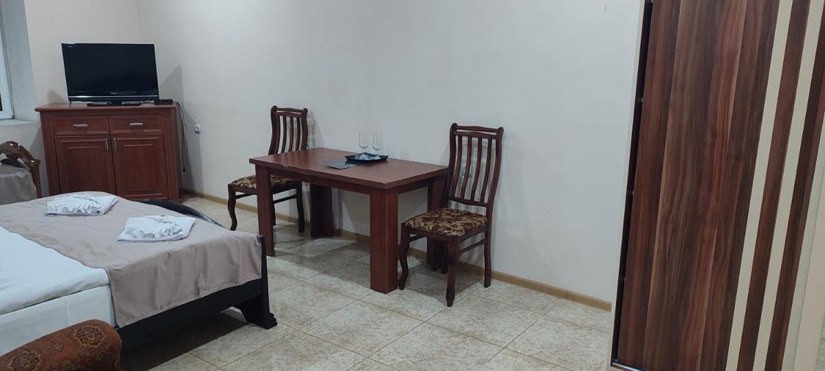 SWEET HOME HOTEL Meghri - Housity