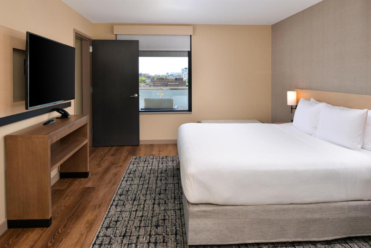 Hyatt Place Chicago Wicker Park - Housity