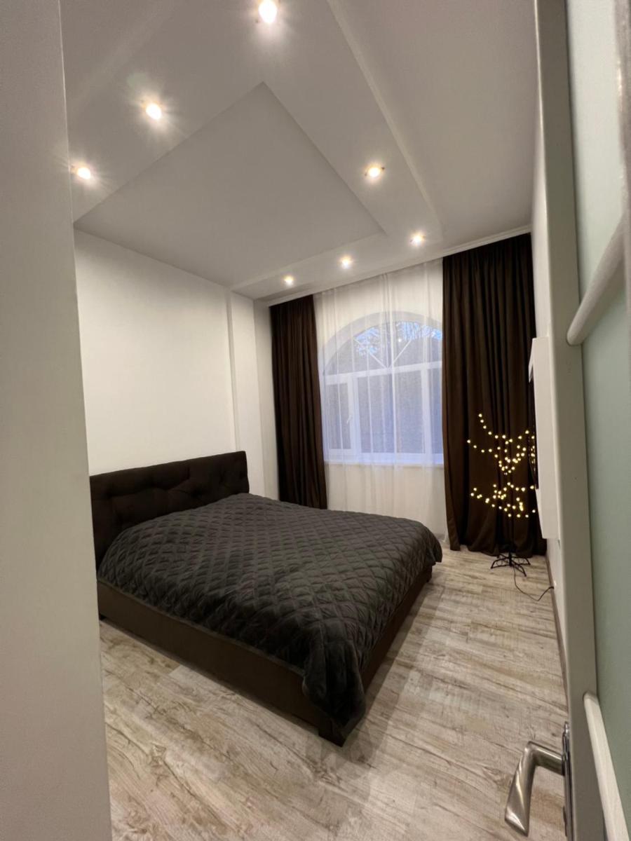 Грибова Хата - Housity