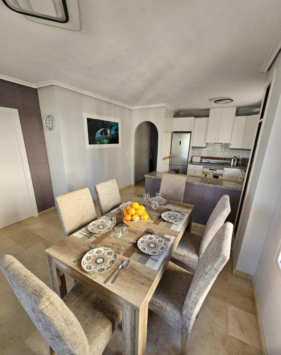 La Victoria apartament,Jumilla II, 2 bedrooms, 2 bathrooms and beautiful swimming pool - Housity