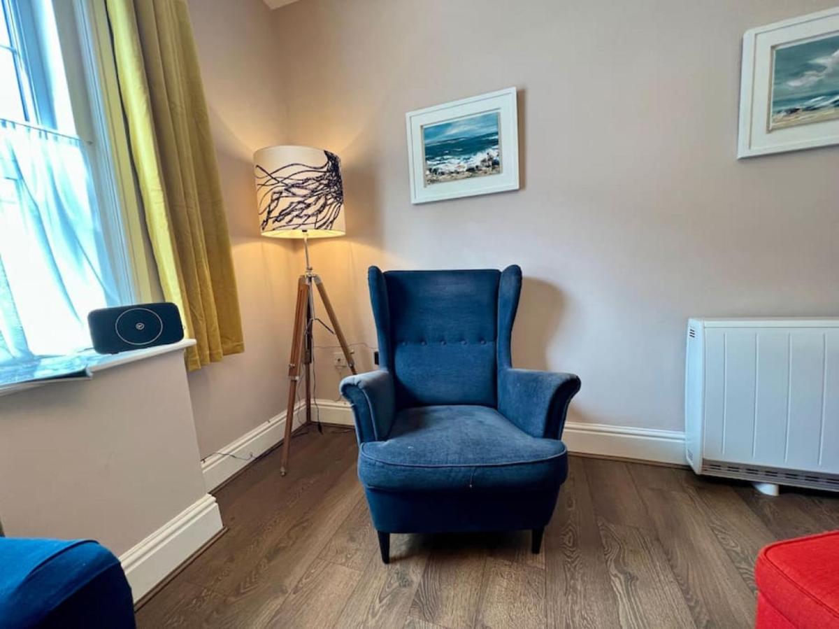 Beautifully decorated bright and cosy cottage - Housity