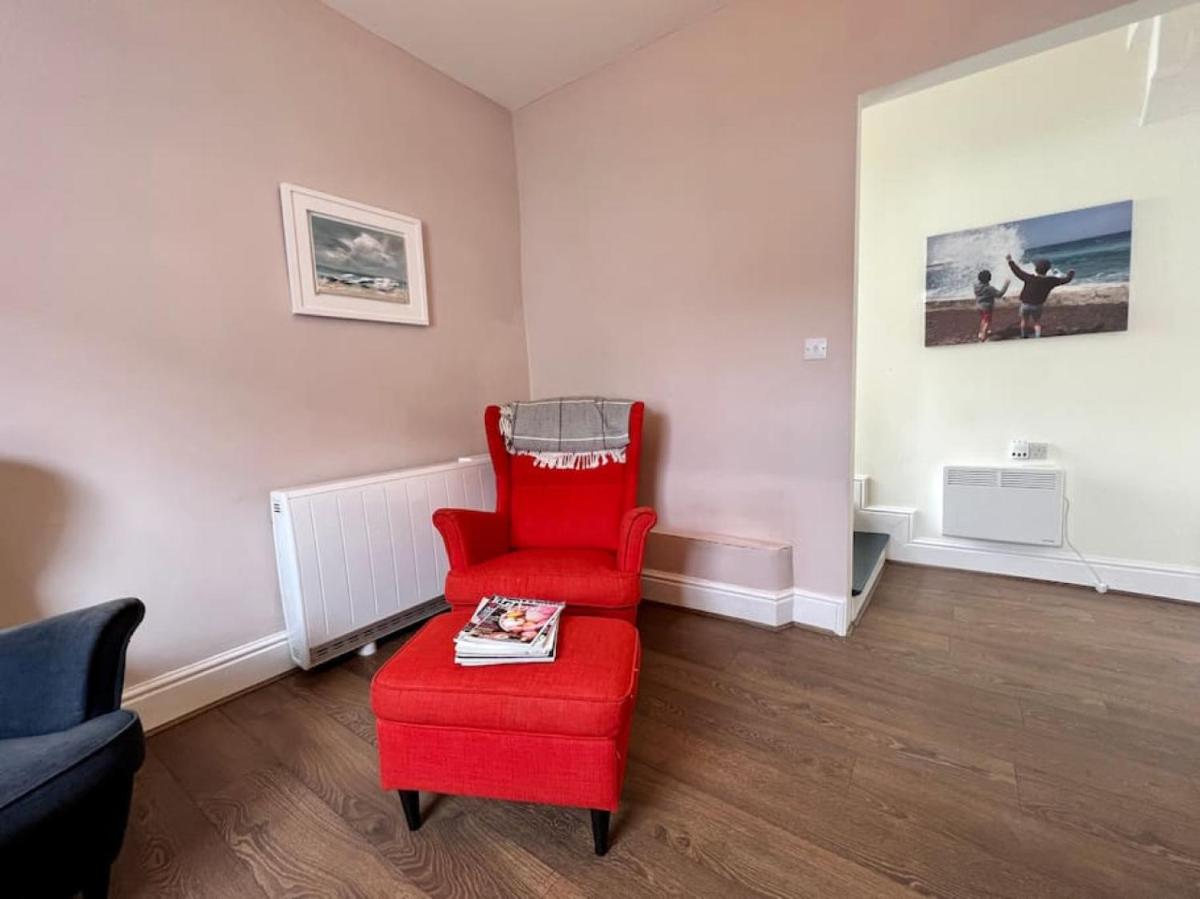 Beautifully decorated bright and cosy cottage - Housity