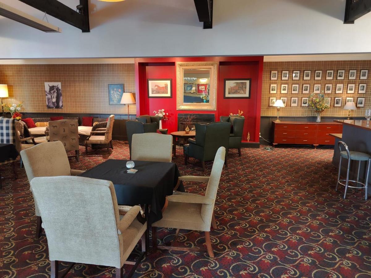 Gateway Motor Inn - Housity