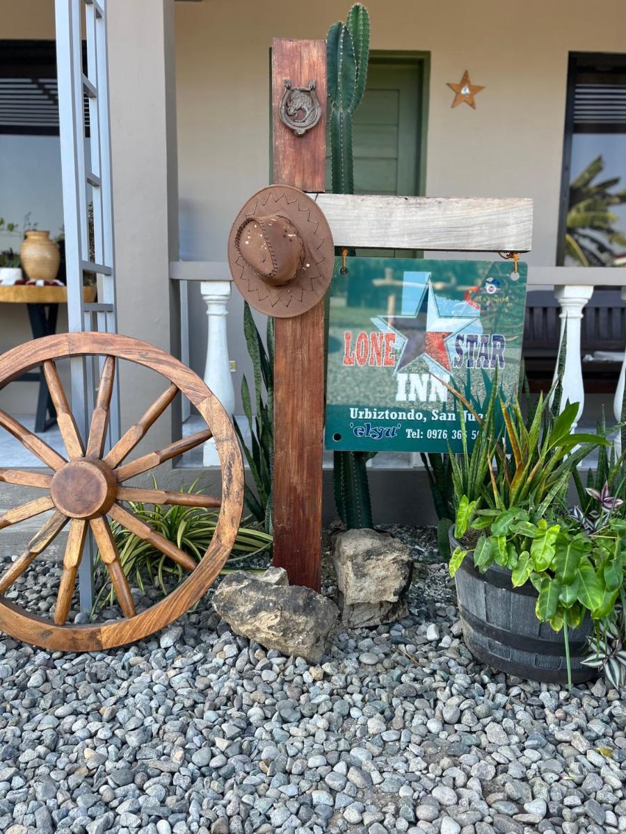 Lone Star Inn - Housity