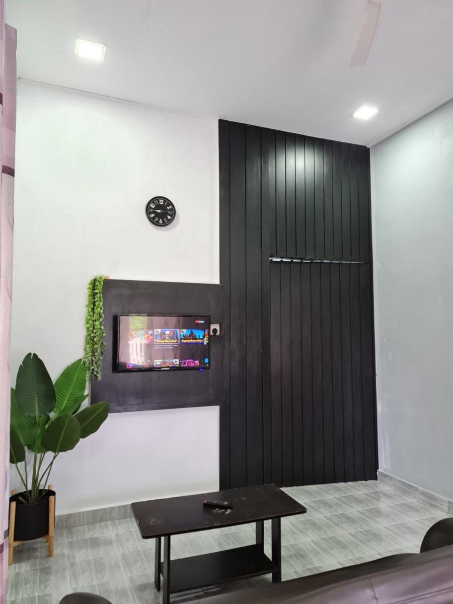 Suitetrails - Teratak Che Esah Guest House FREE WIFI NETFLIX