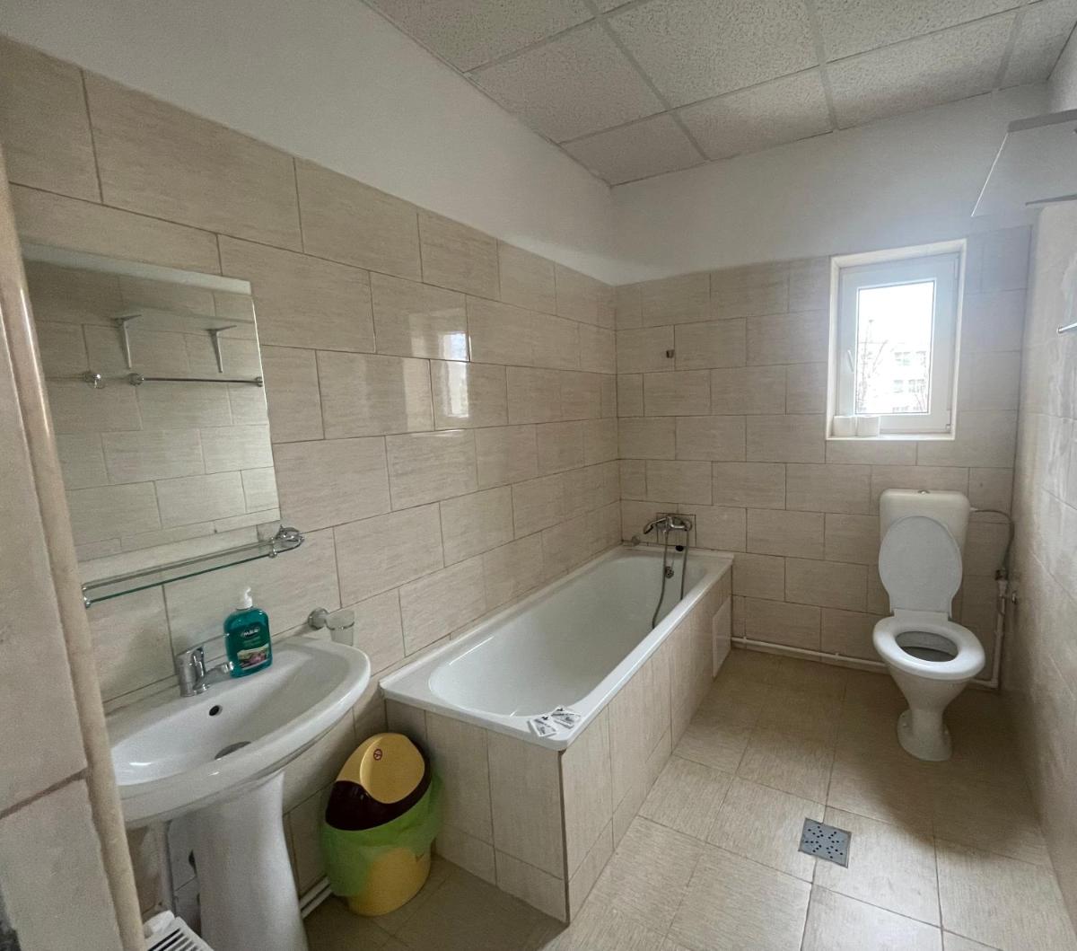 Complex garsoniere. Studio Rentals - Housity