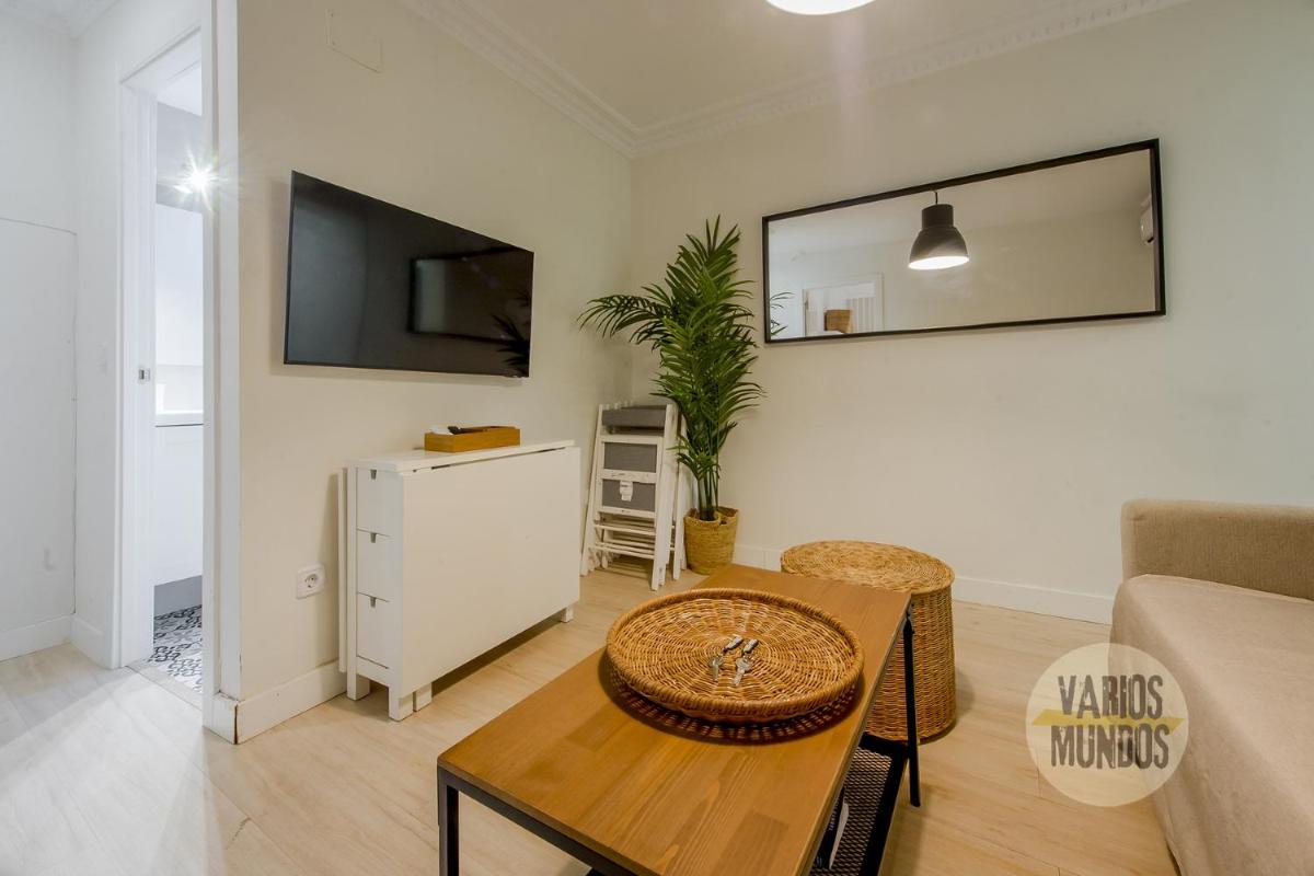 Nuevo Apt de 7pax en Calle Mayor 11 en la Puerta del Sol - Housity