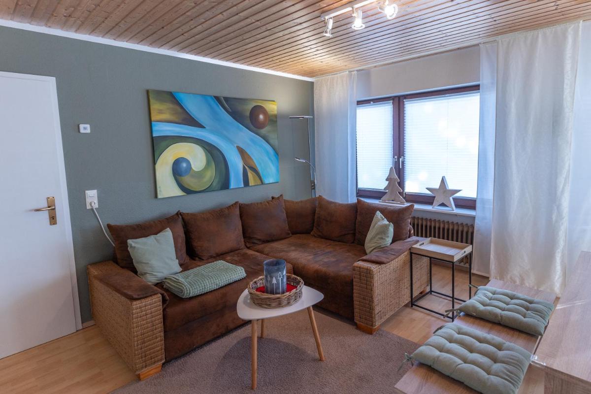 ELW, sep. Eingang, überdachte Terrasse, nähe Backnang - Housity