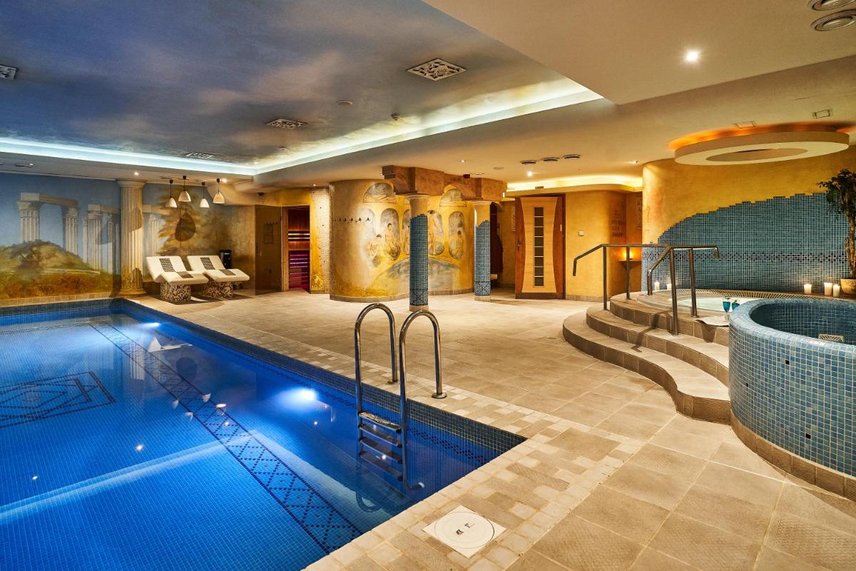 Hotel Stara Poczta - Housity