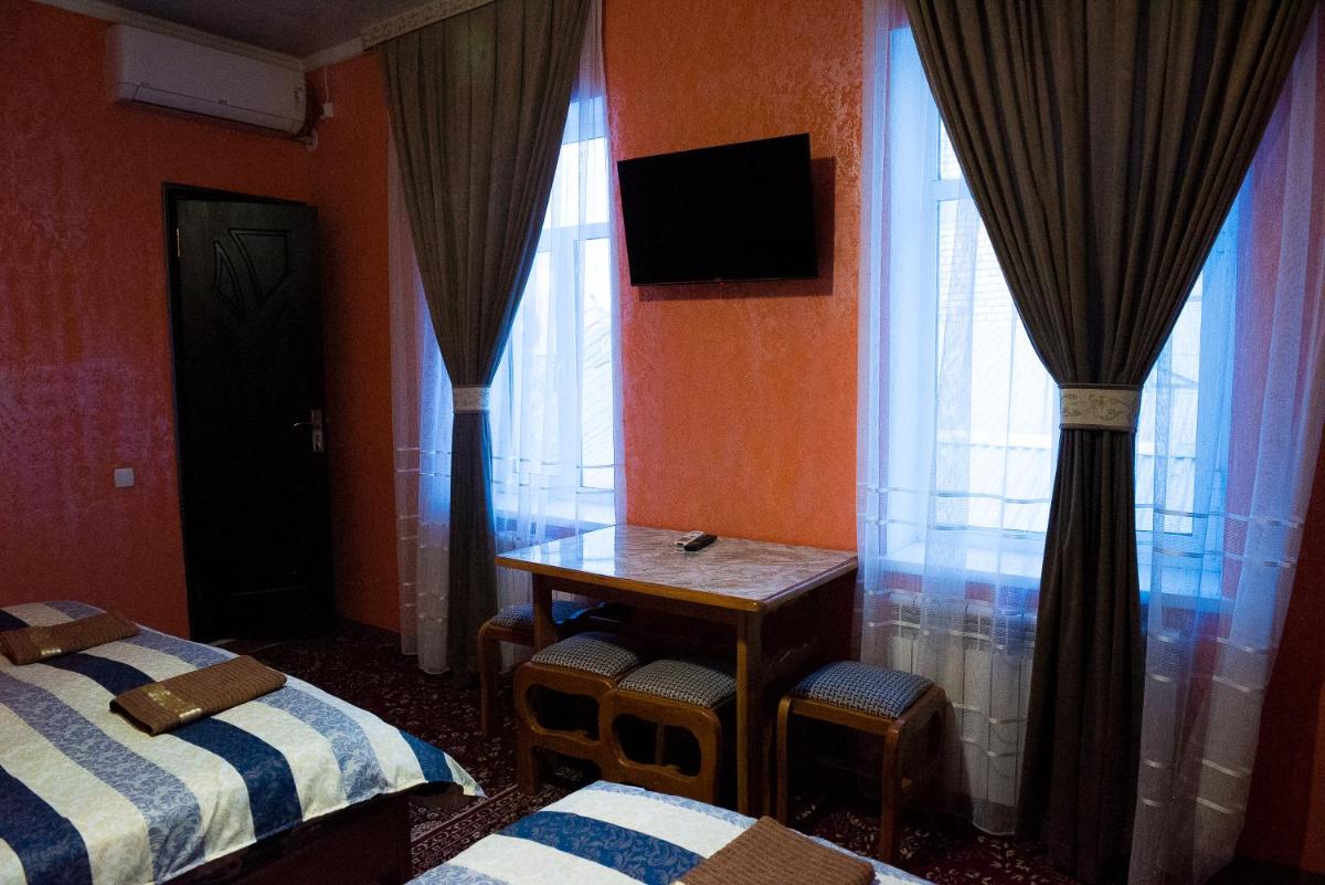 Rajab Bobo guest house - Housity
