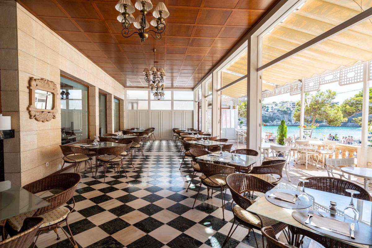 Un restaurante o sitio para comer en THB Felip - Adults Only