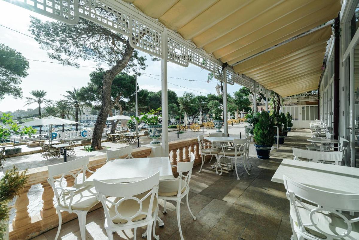Un restaurante o sitio para comer en THB Felip - Adults Only