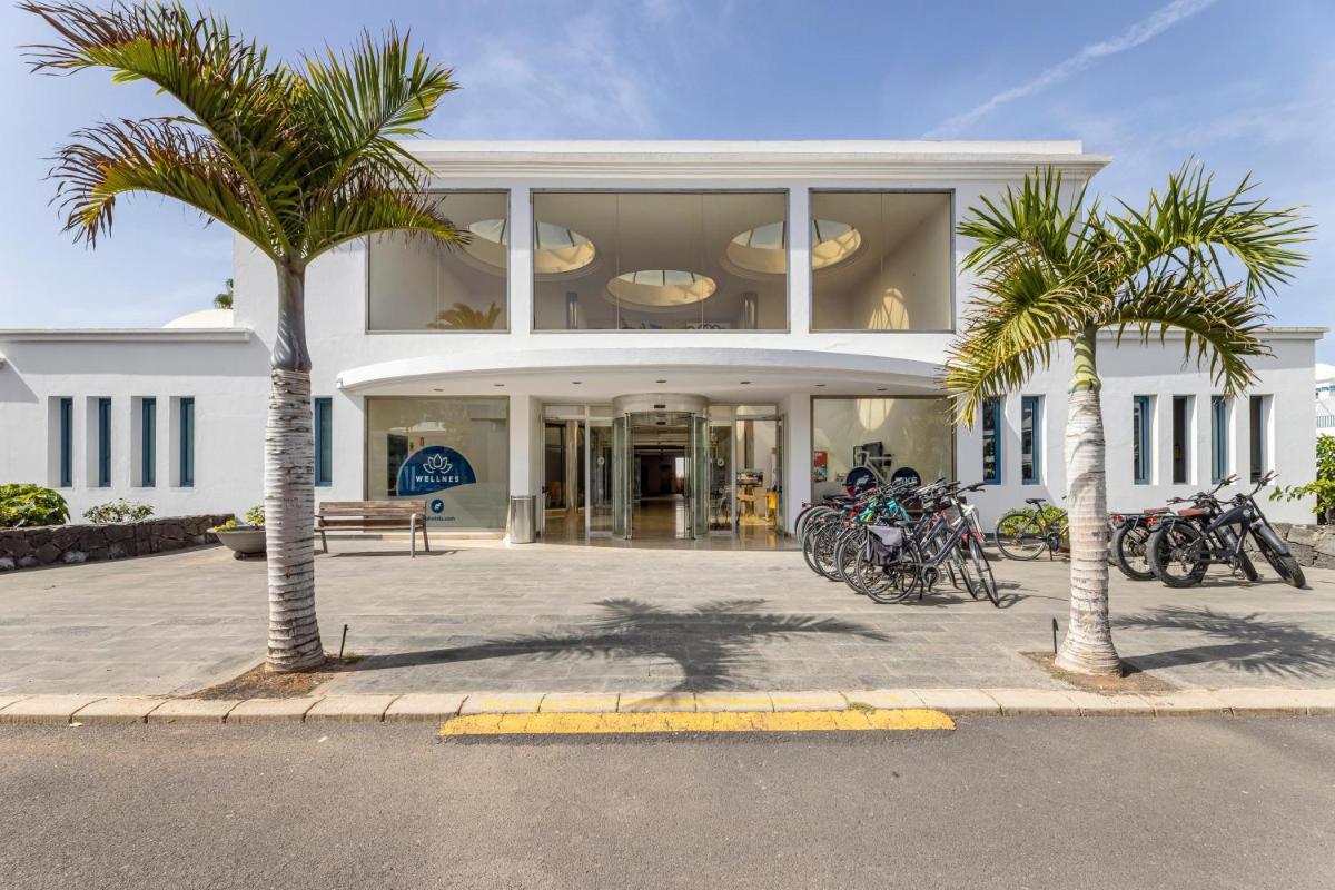 Montar en bicicleta en THB Tropical Island o alrededores