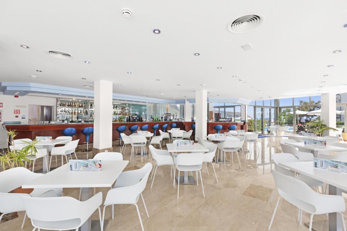 Un restaurante o sitio para comer en THB Guya Playa