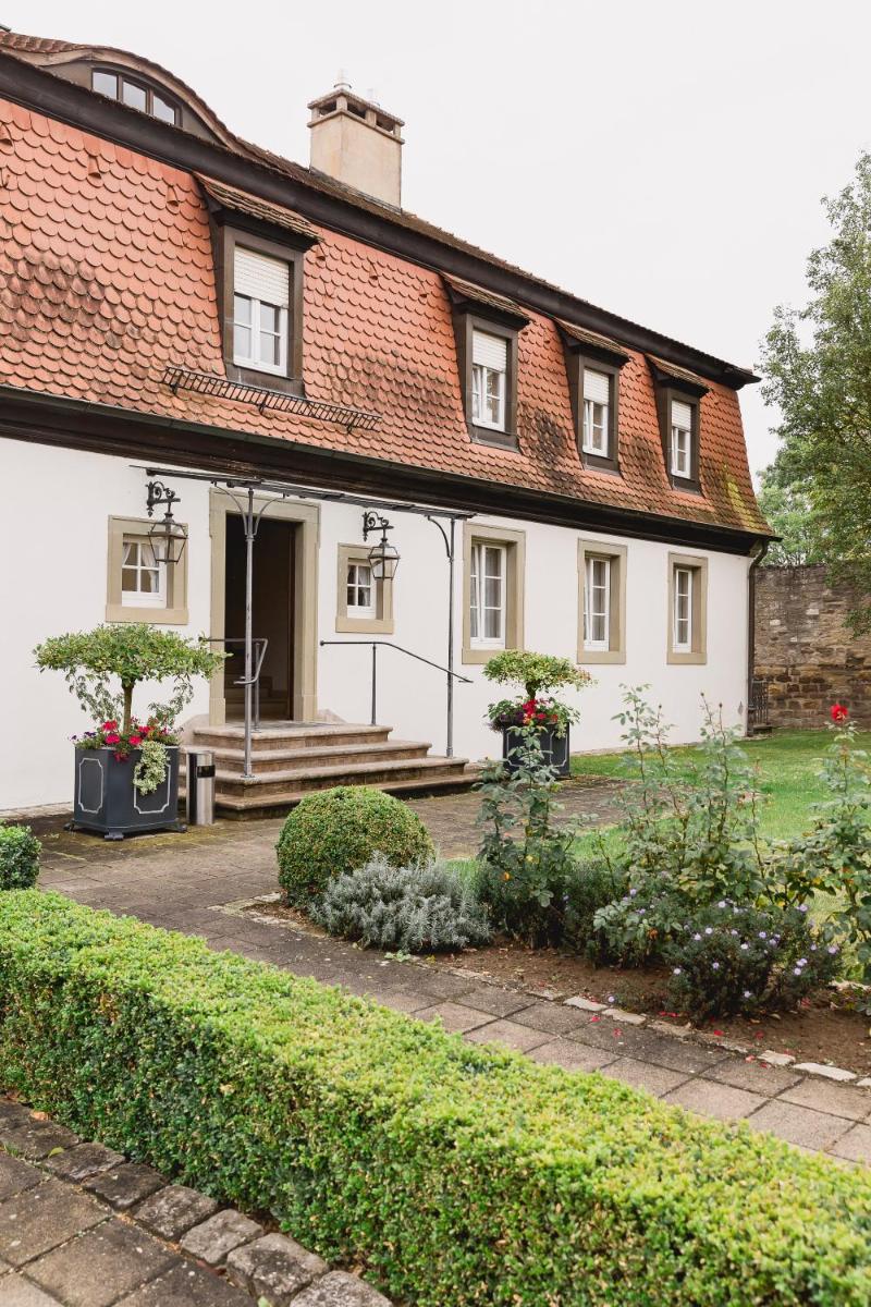 Romantik Hotel Zehntkeller - Housity
