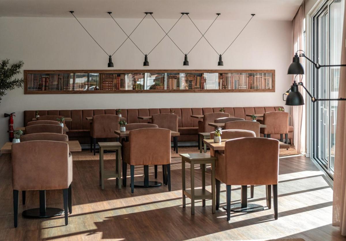 Um restaurante ou outro lugar para comer em Lamego Hotel & Life
