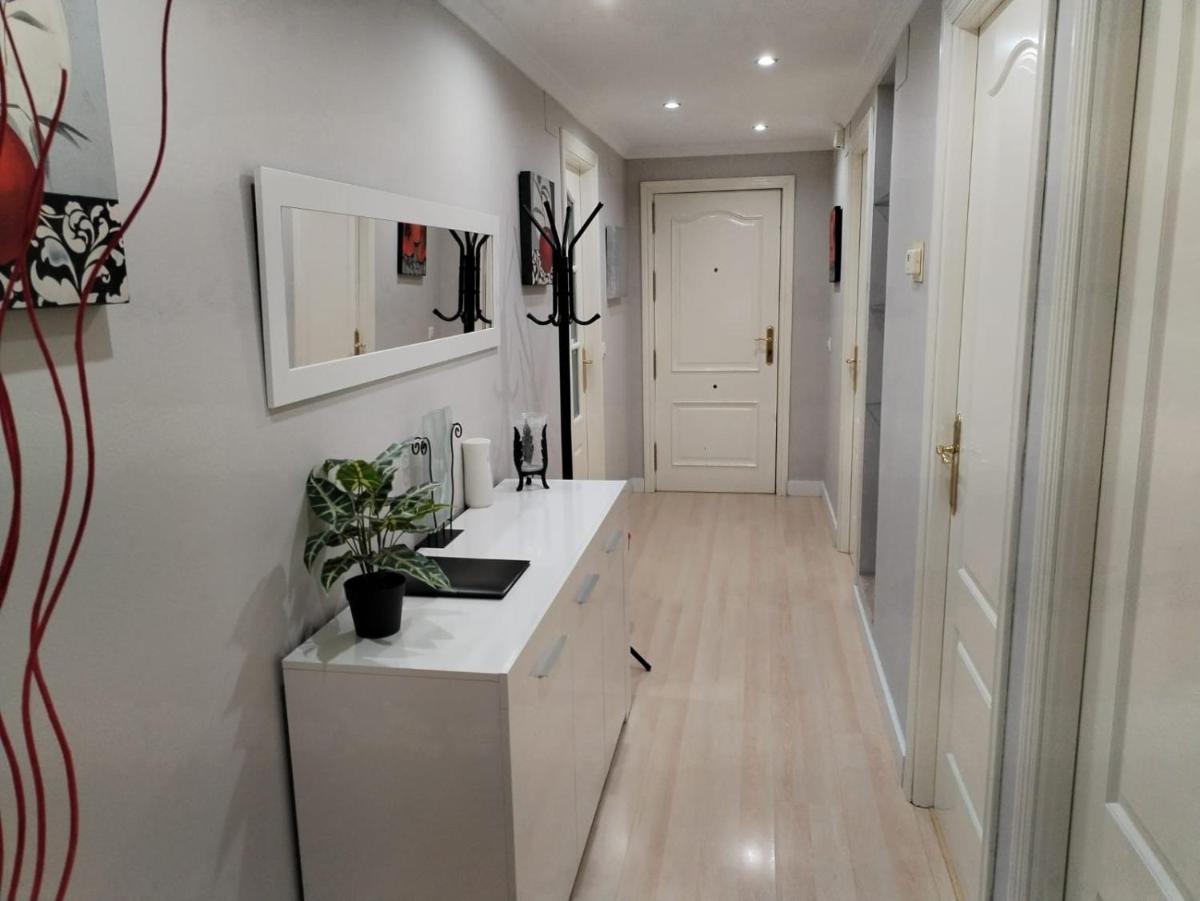 Apartamento con parking privado gratis incluido - Housity