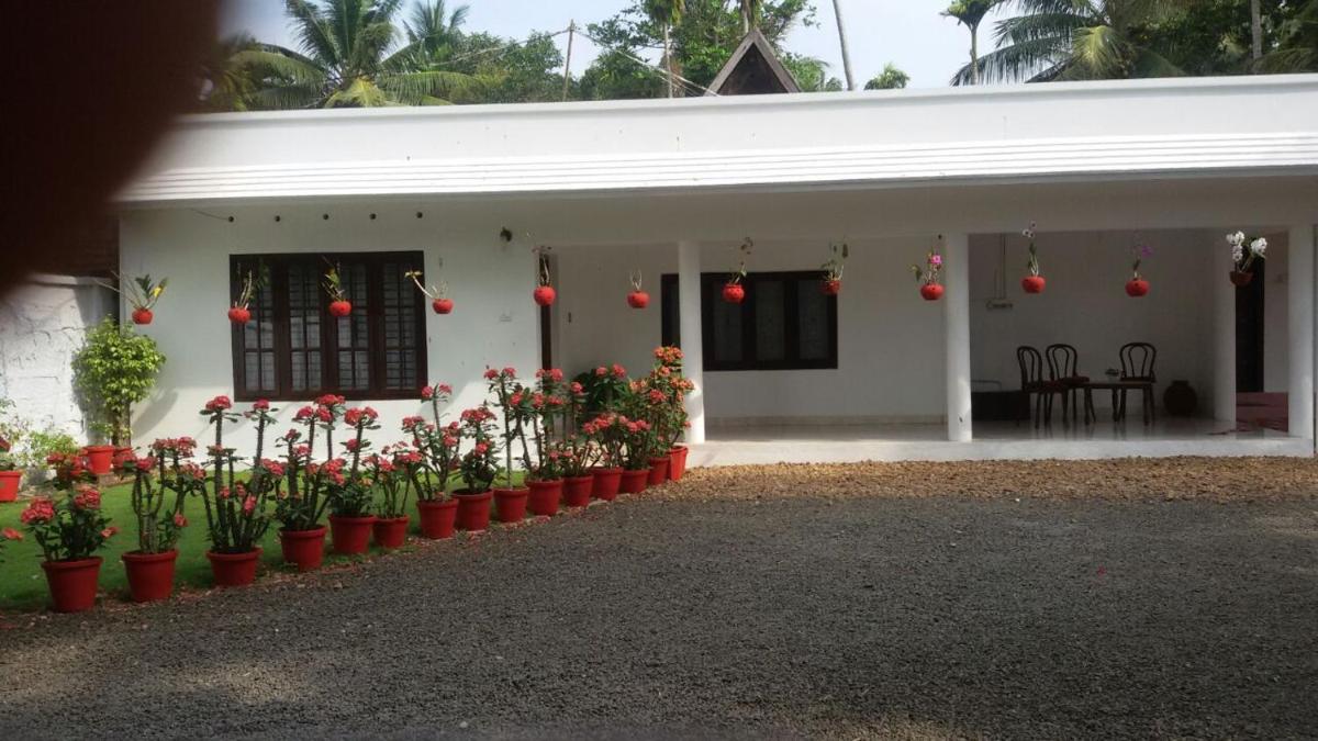 Suitetrails - DREAM HOMESTAY
