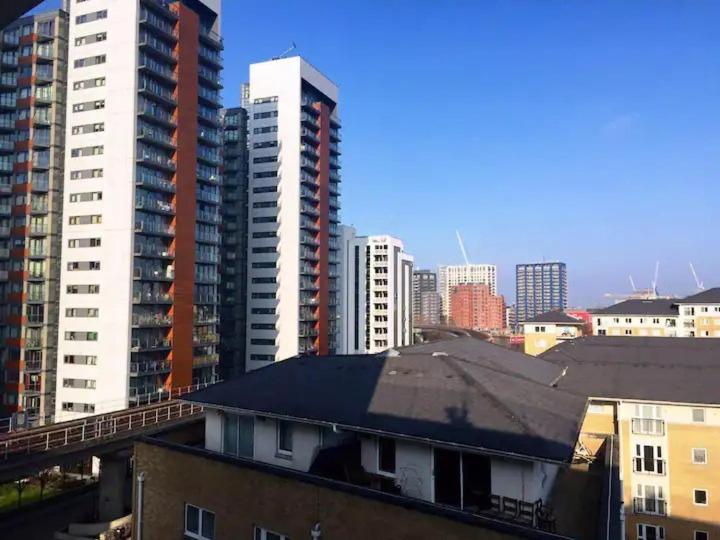 Suitetrails - Room 1 or 2 ppl near EXCEL, O2, Canary Wharf - London