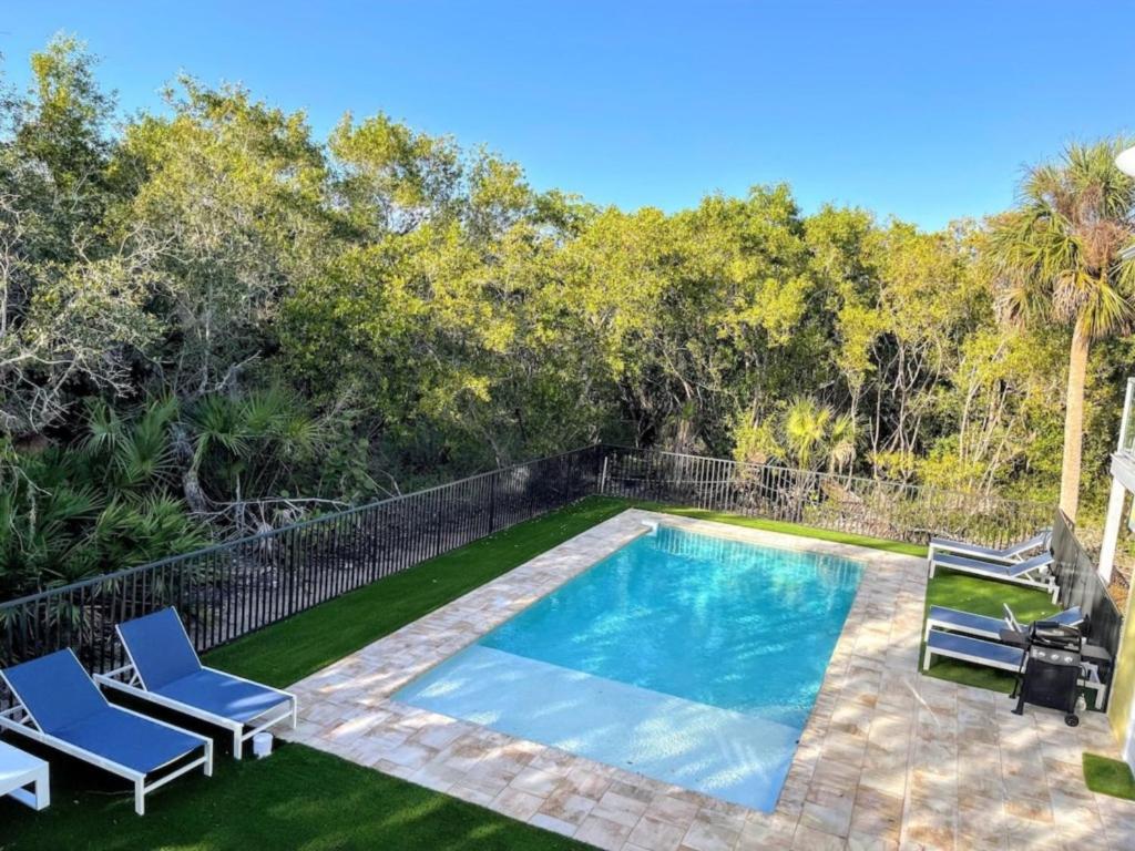 Nature View #3 - Housity