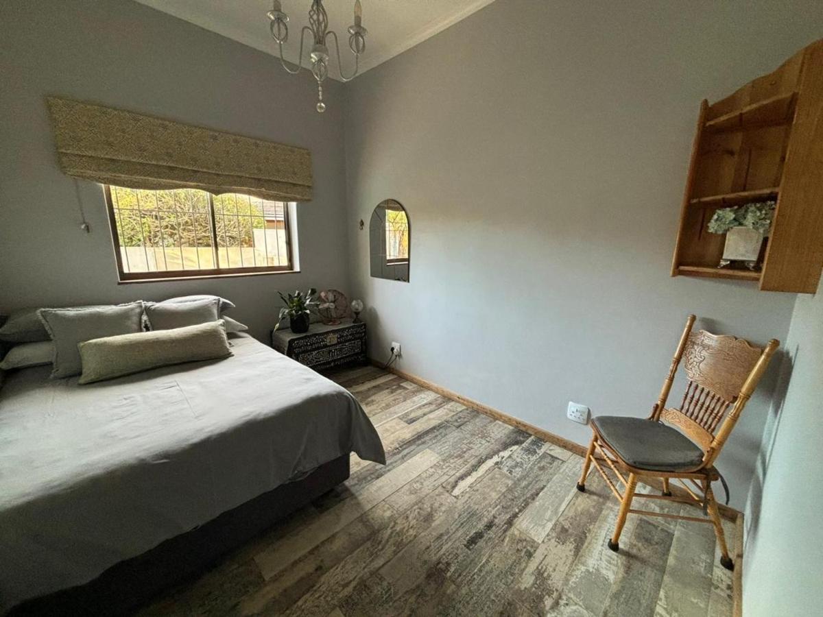 Stellenhaus Guest Cottage - Housity