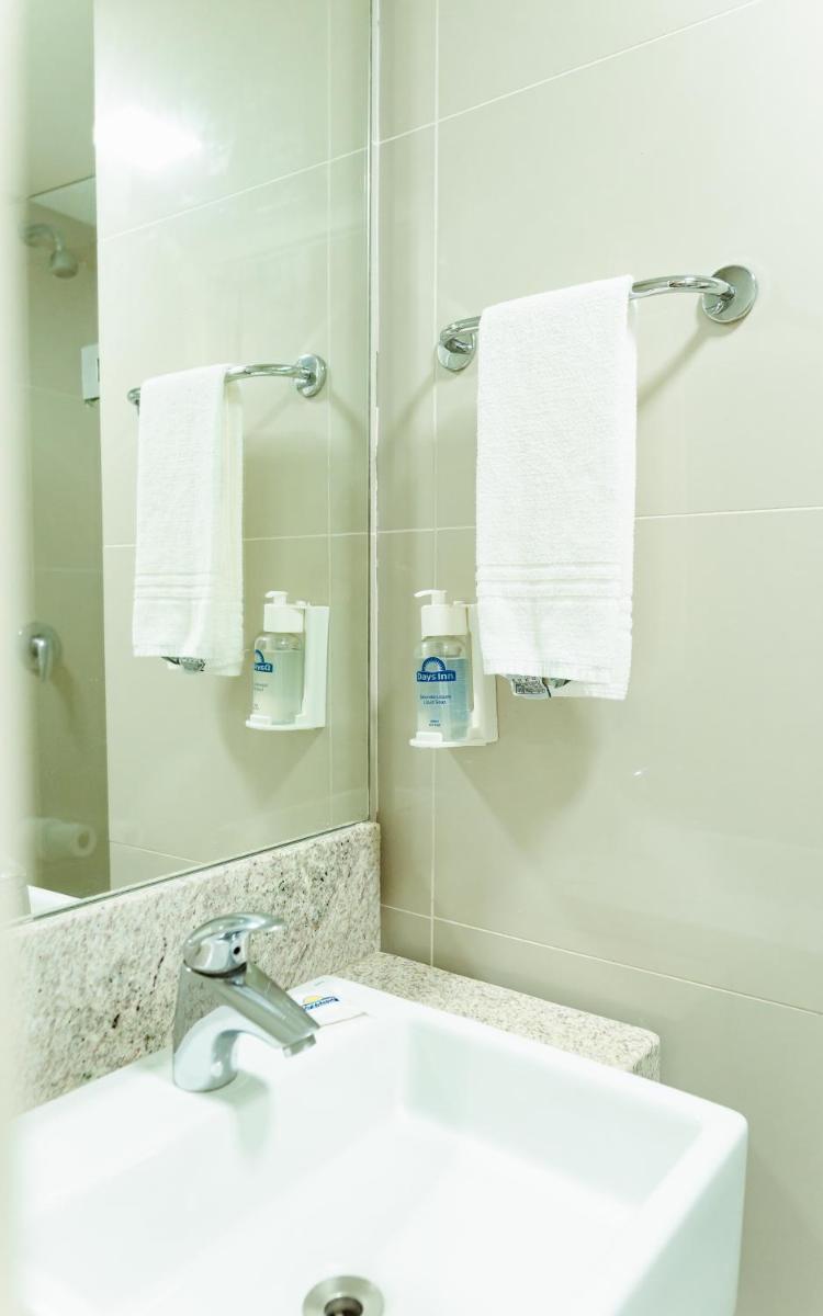 Days Inn by Wyndham Rio de Janeiro Lapa - Housity