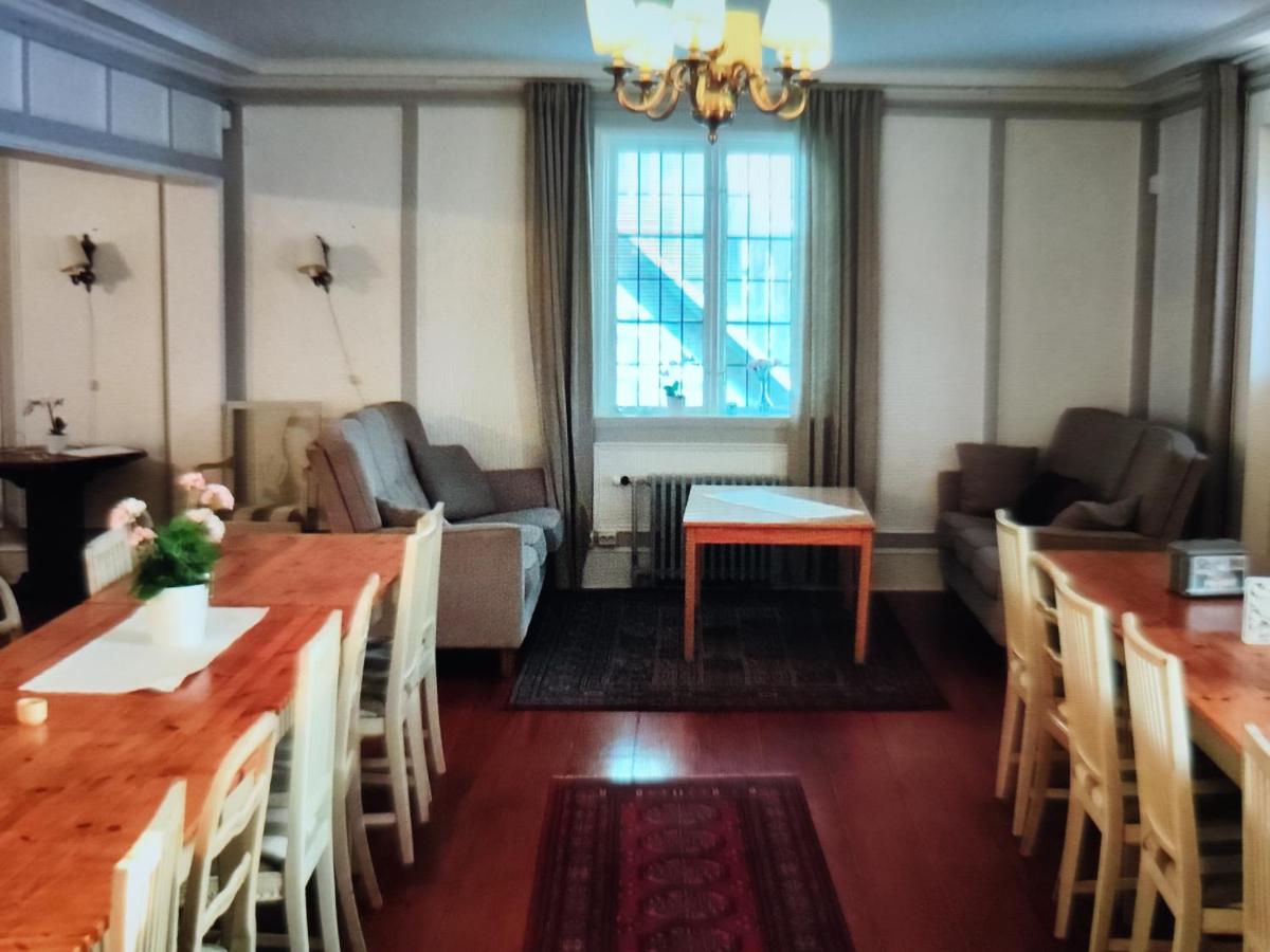 Turist Hotell Ljungskile - Housity