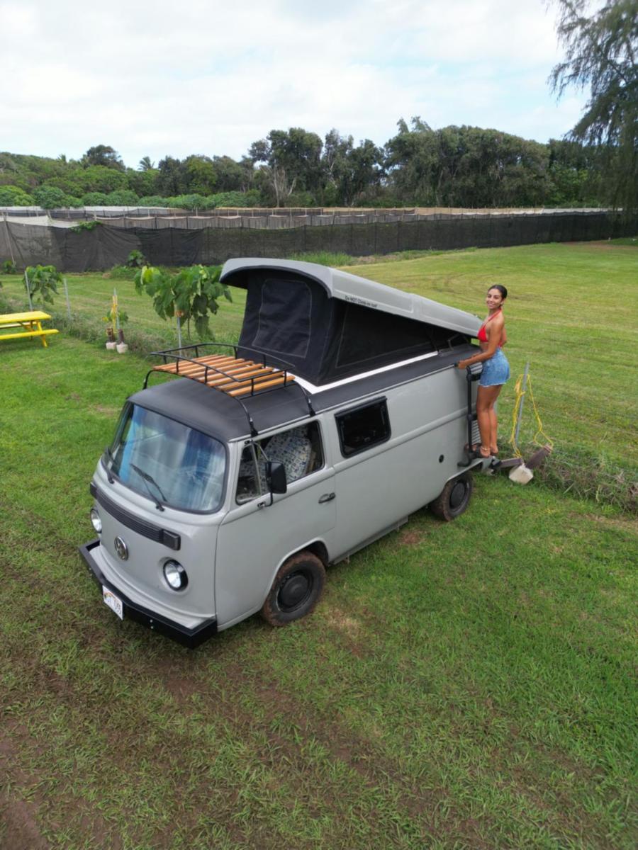 Hawaii Surf Campers - Housity