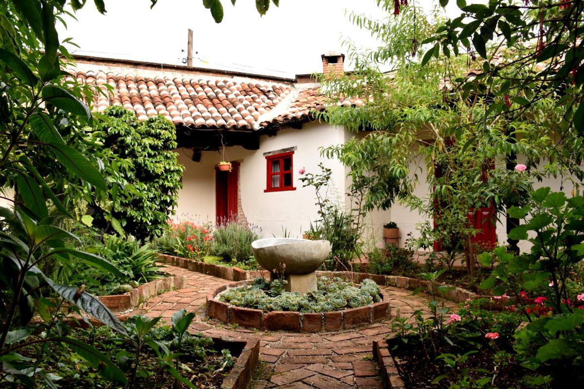 SERENA MORENA - Housity