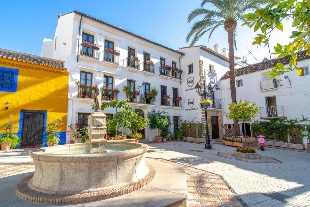 Home Away From Home Marbella - Housity