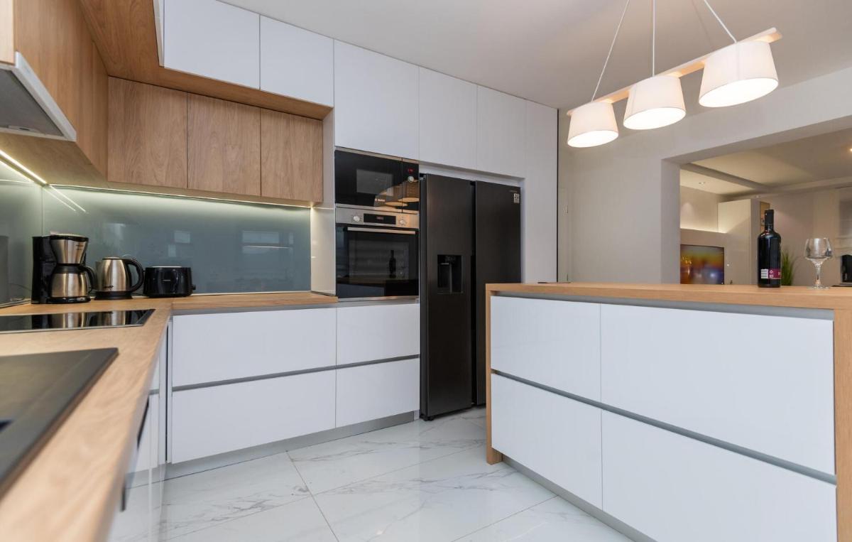 Stunning Home In Kamenmost - Housity