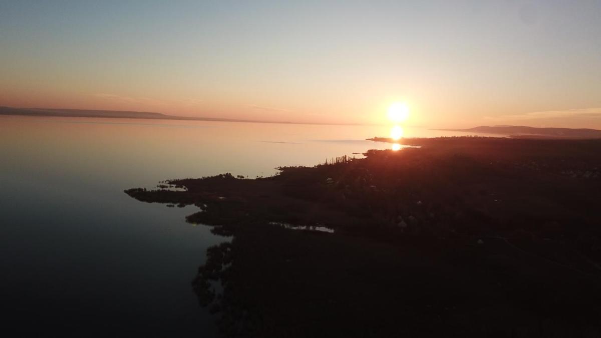 Fishing & Golf Kisleshegy Balatonudvari Vendégház - Housity