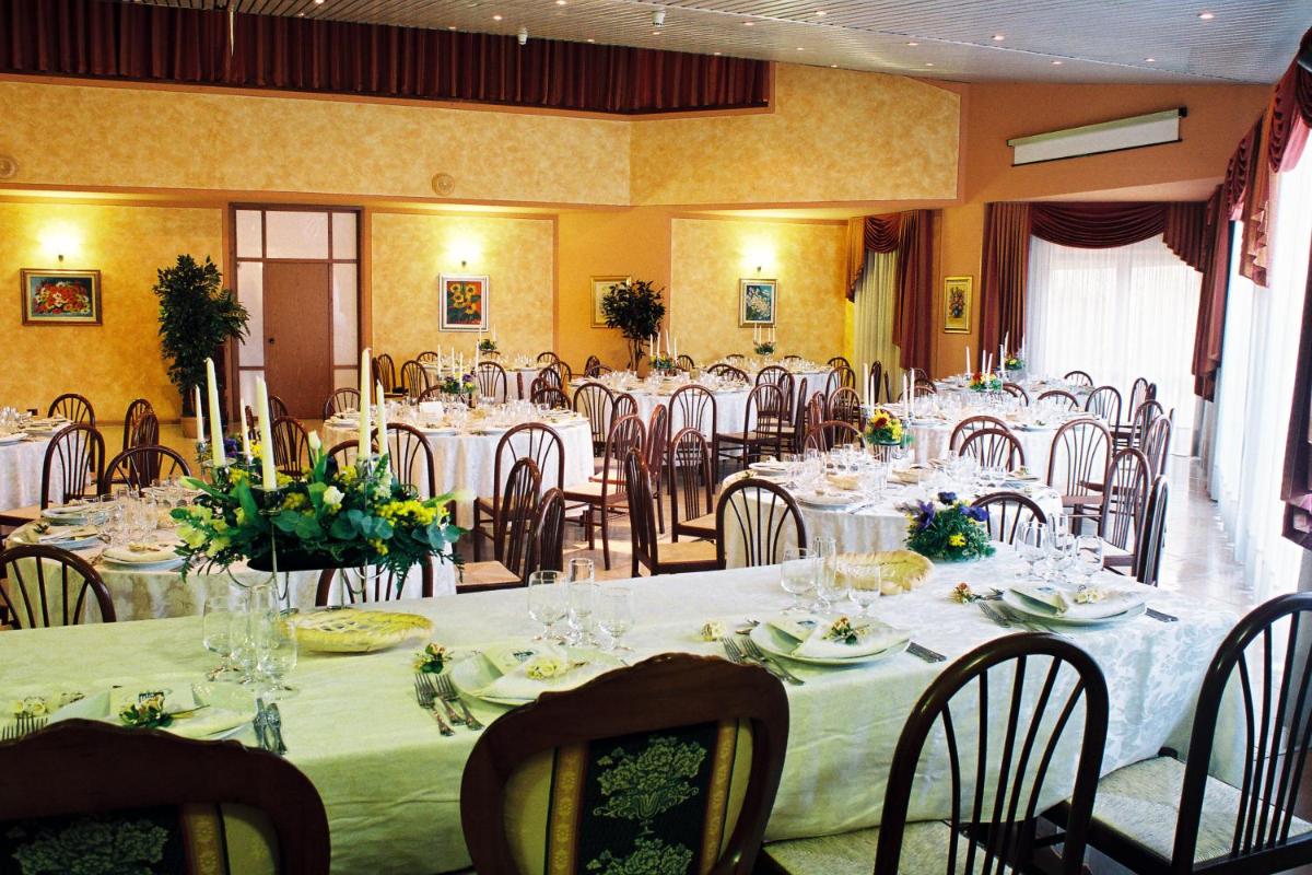 Hotel La Ruota - Housity