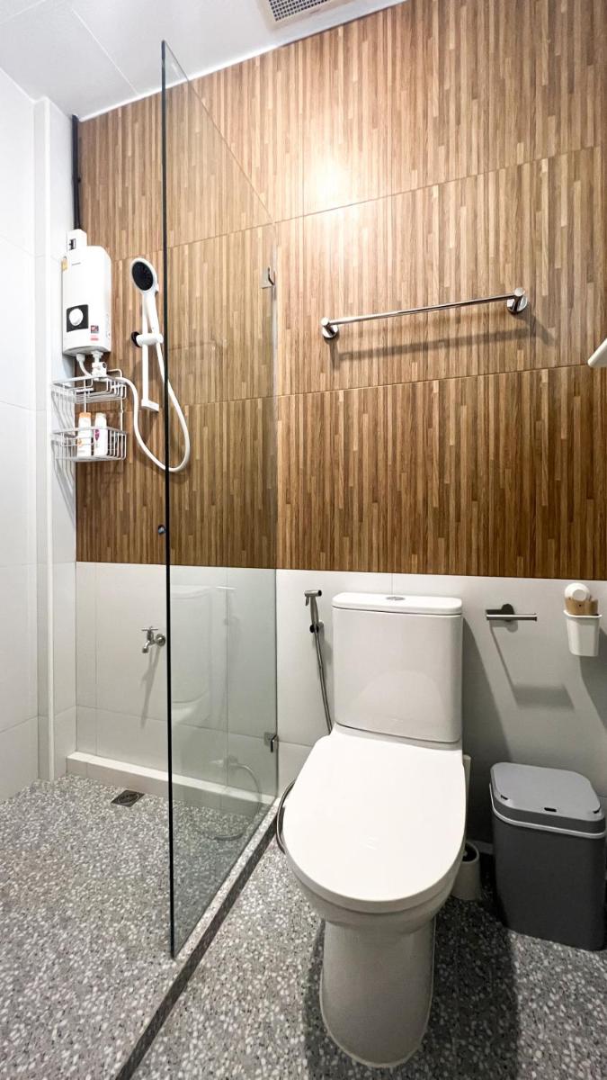 Neveu Premier Residence : Ratchada - Hizvo