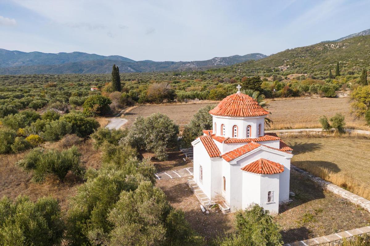 Holiday house with sea view and private garden - Housity
