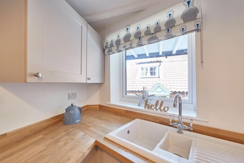Abbey View Cottage - Housity