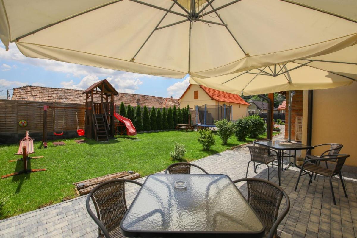 AMA Guest House - Housity