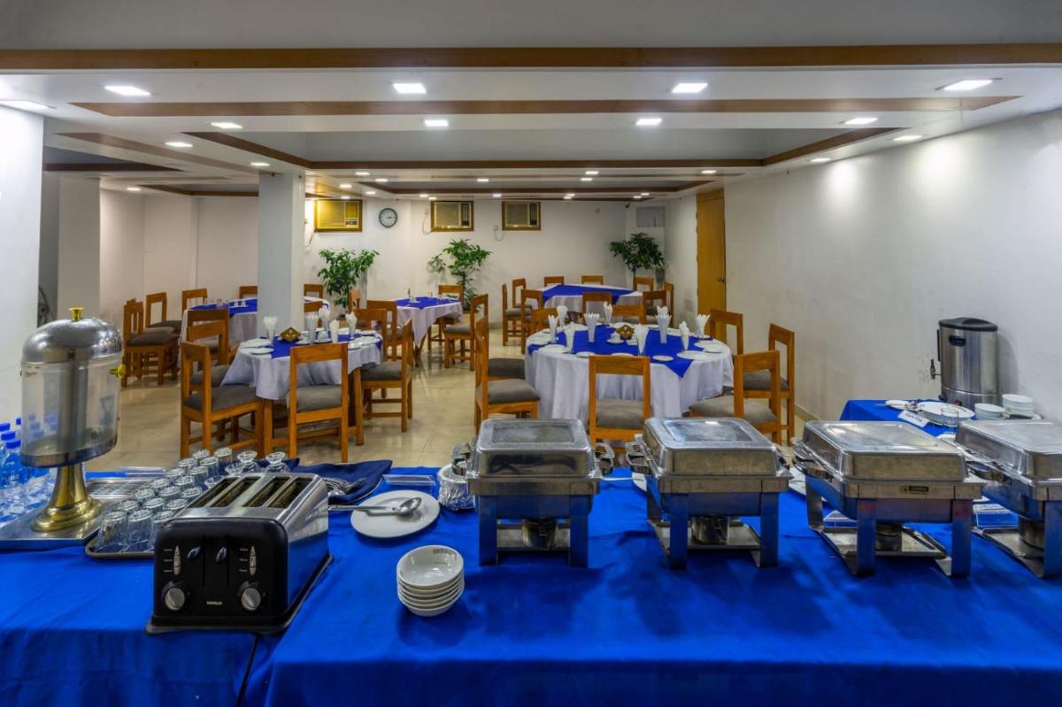 Suitetrails - Hotel Ashrafee & Restaurant