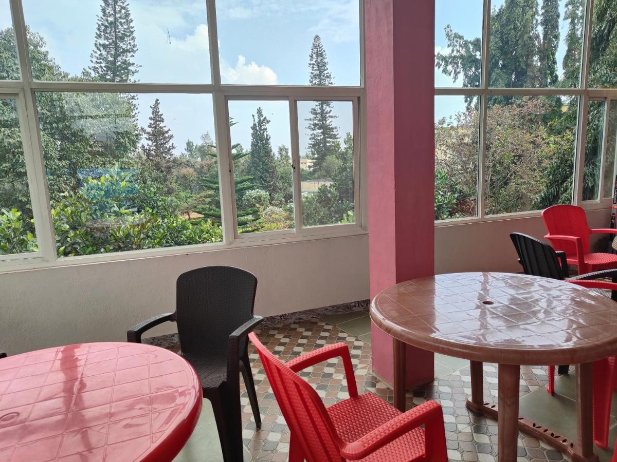 Sahyadri Lodge and Restaurant - Housity