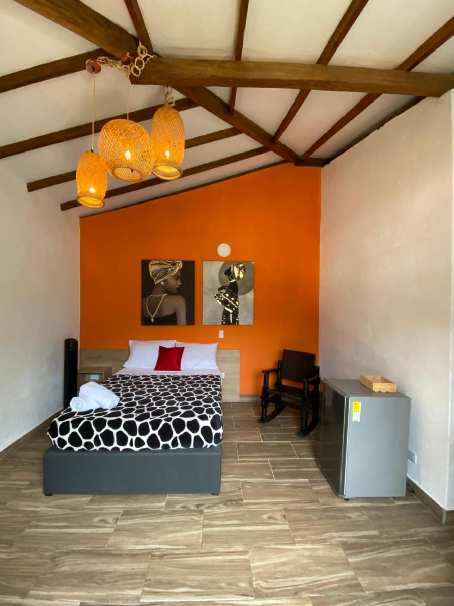 CRISTALES DEL RIO RESORT - Housity