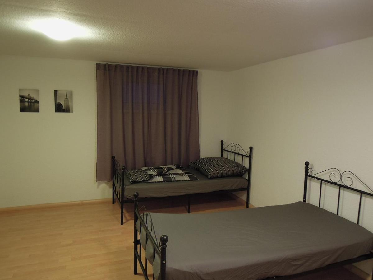 Ferienwohnung Monteurzimmer 2 Haus Arnstadt - Hizvo