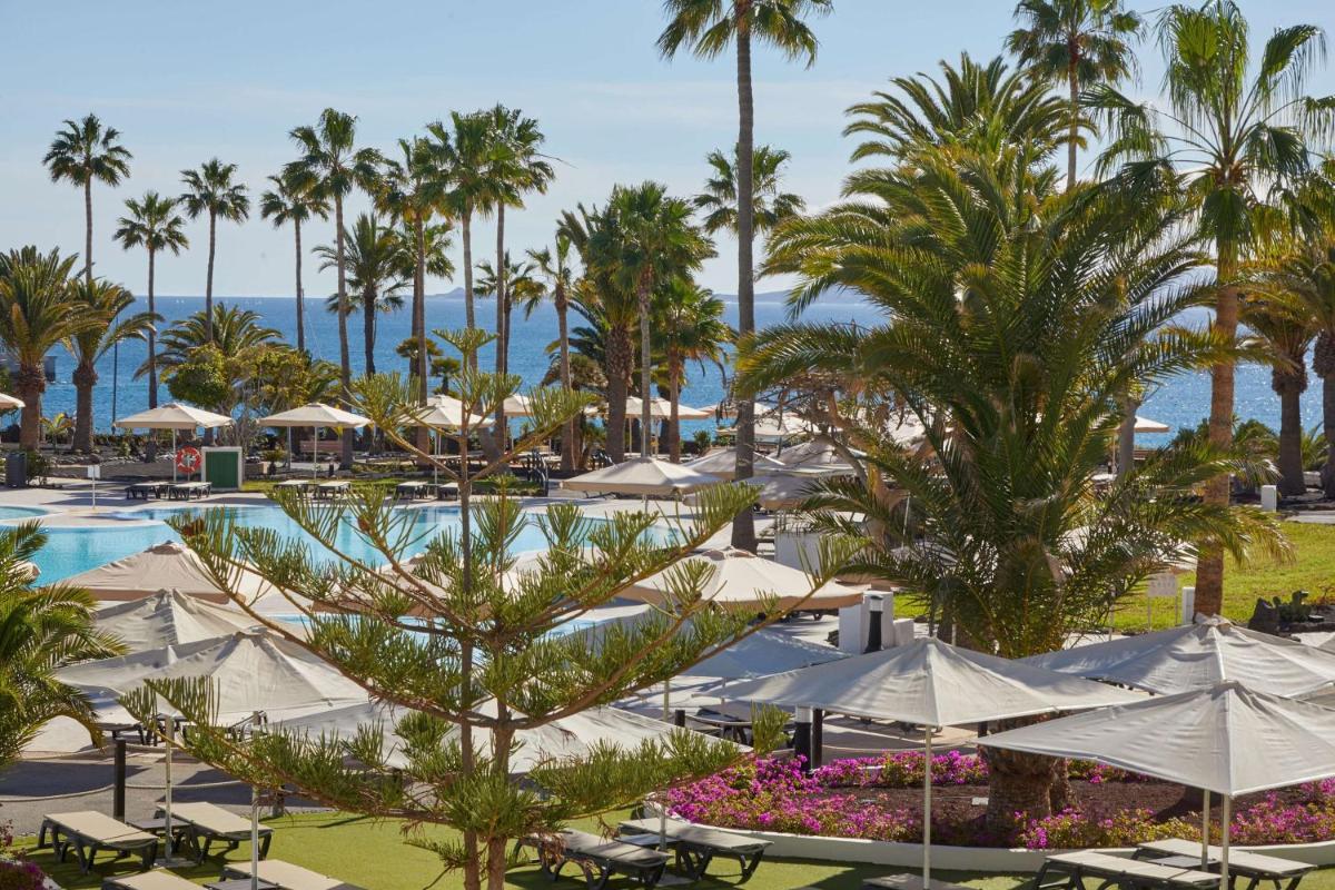 Piscina en o cerca de Dreams Lanzarote Playa Dorada Resort & Spa