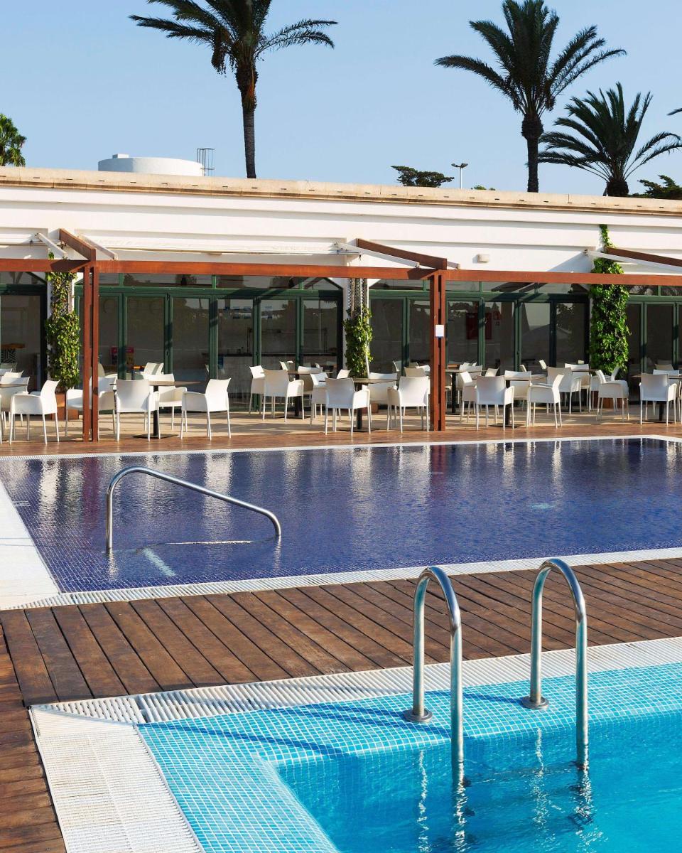 Piscina en o cerca de Alua Illa de Menorca
