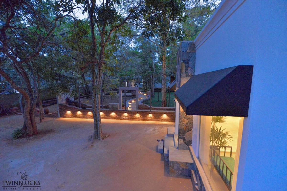 Twin Blocks Nature Resort - Housity