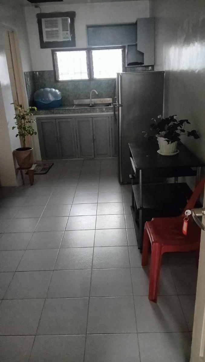Kaye En Em Apartelle - Housity