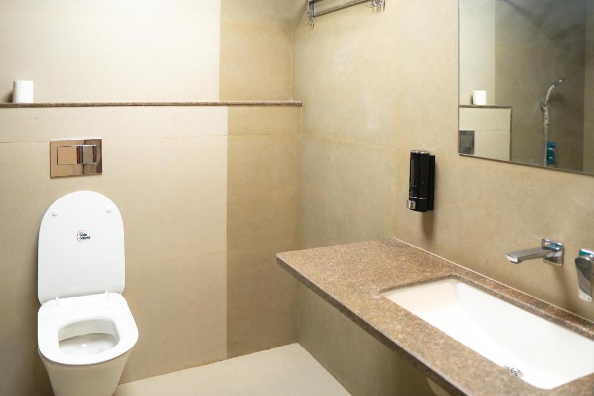 Hotel Ananda Kashi - Housity